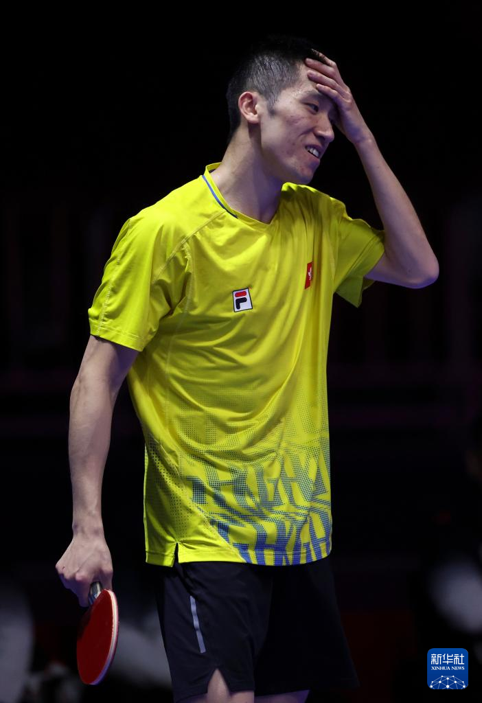 边后卫前插 边后卫前插